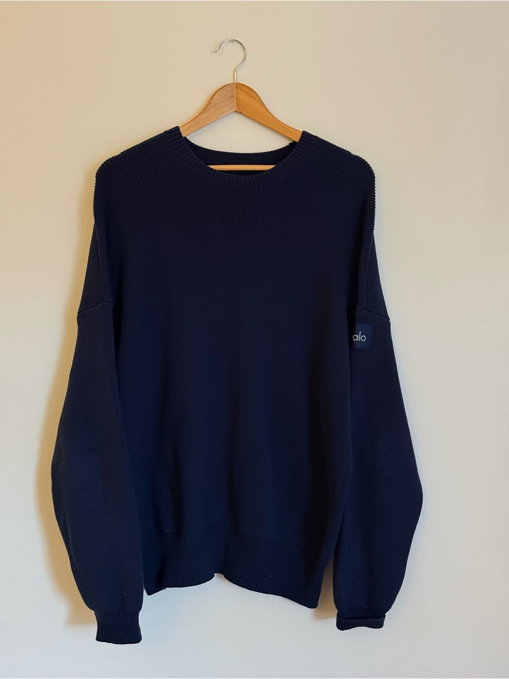 ALO YOGA NAVY CREWNECK WOOL BLEND SWEATER